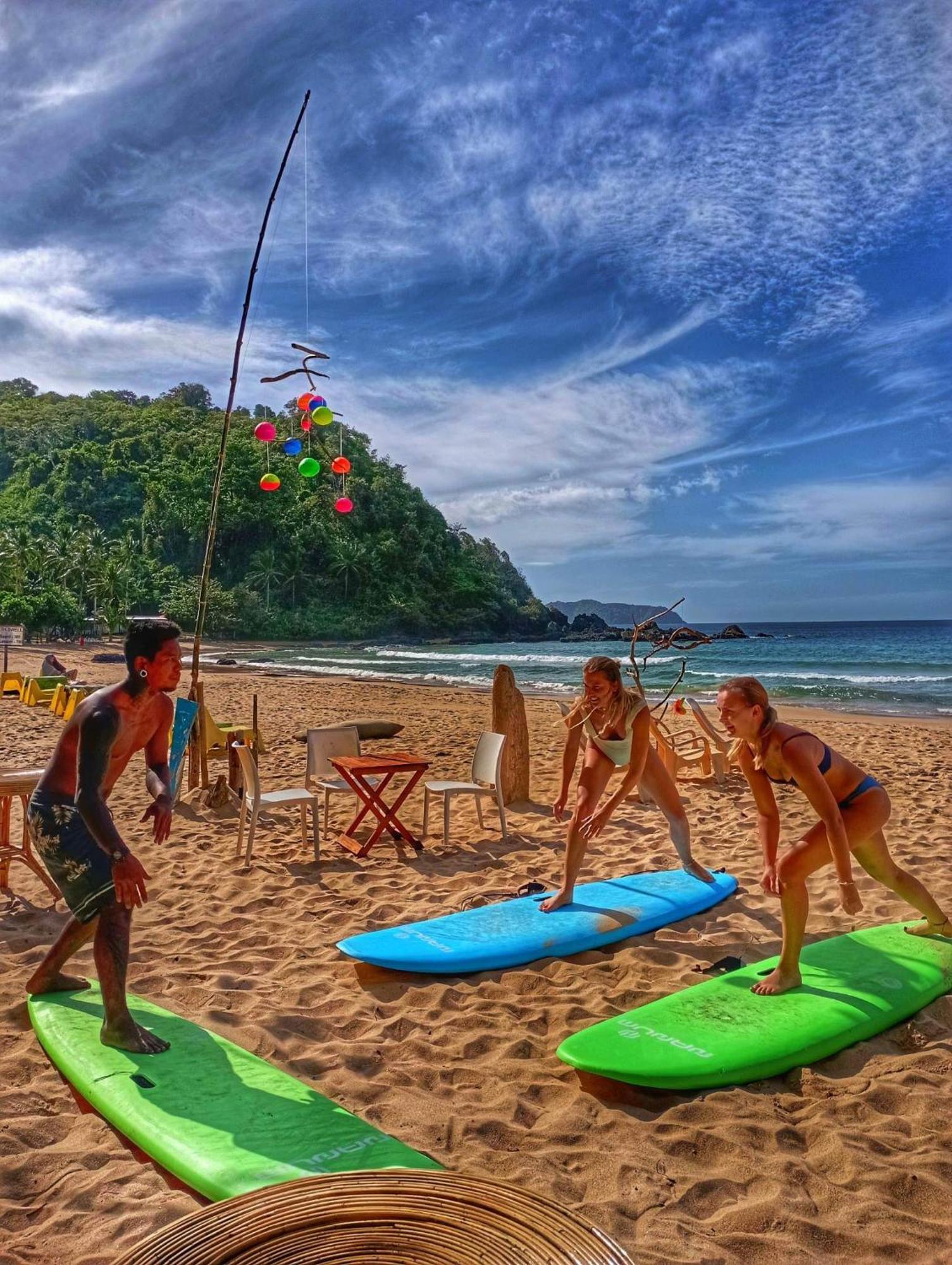 Surf And Skate Duli El Nido By Kiteclub Palawan Hostel Exterior foto